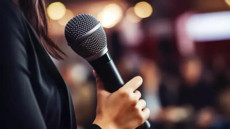 Microphone Grand oral du bac